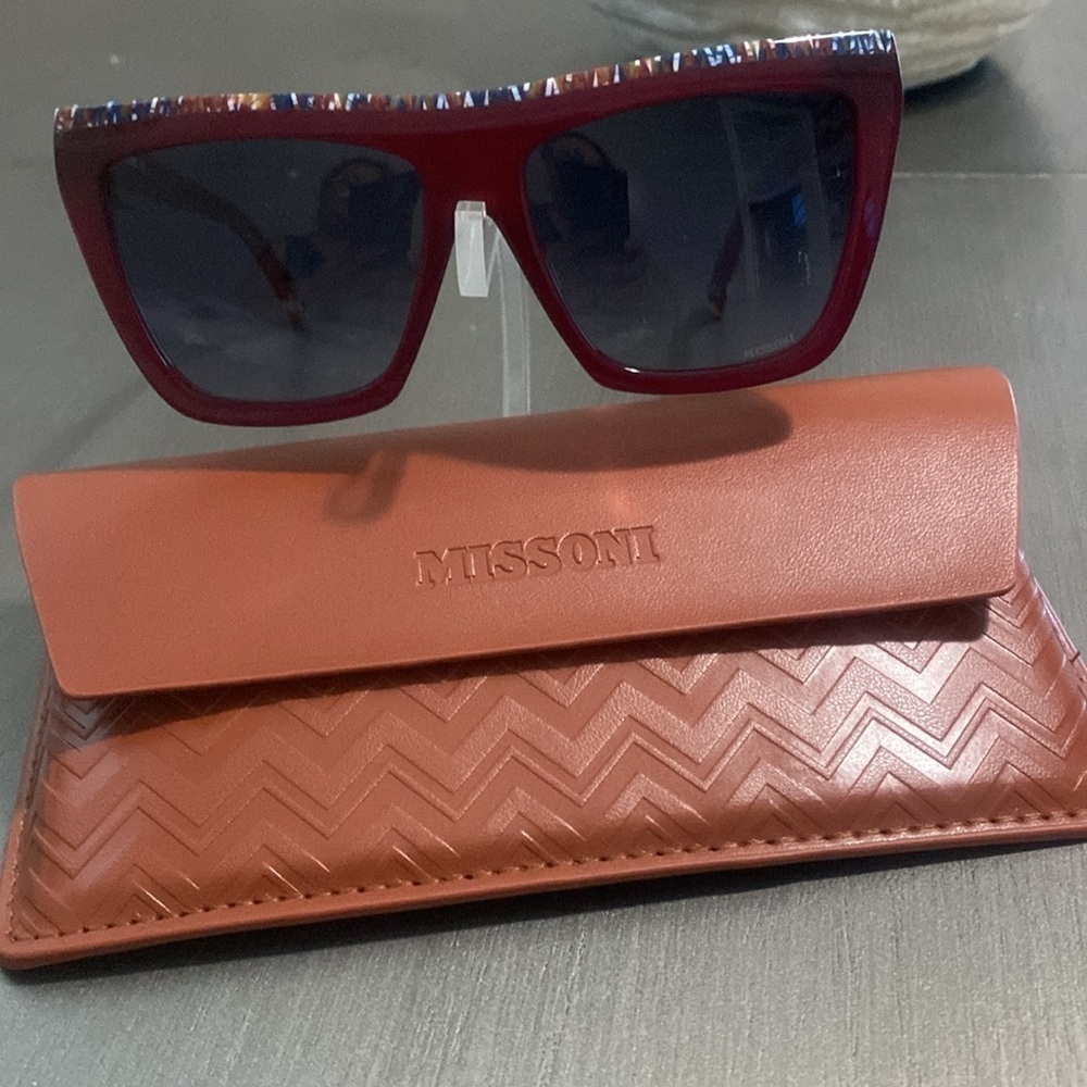 MISSIONI WOMAN’S Sunglasses
